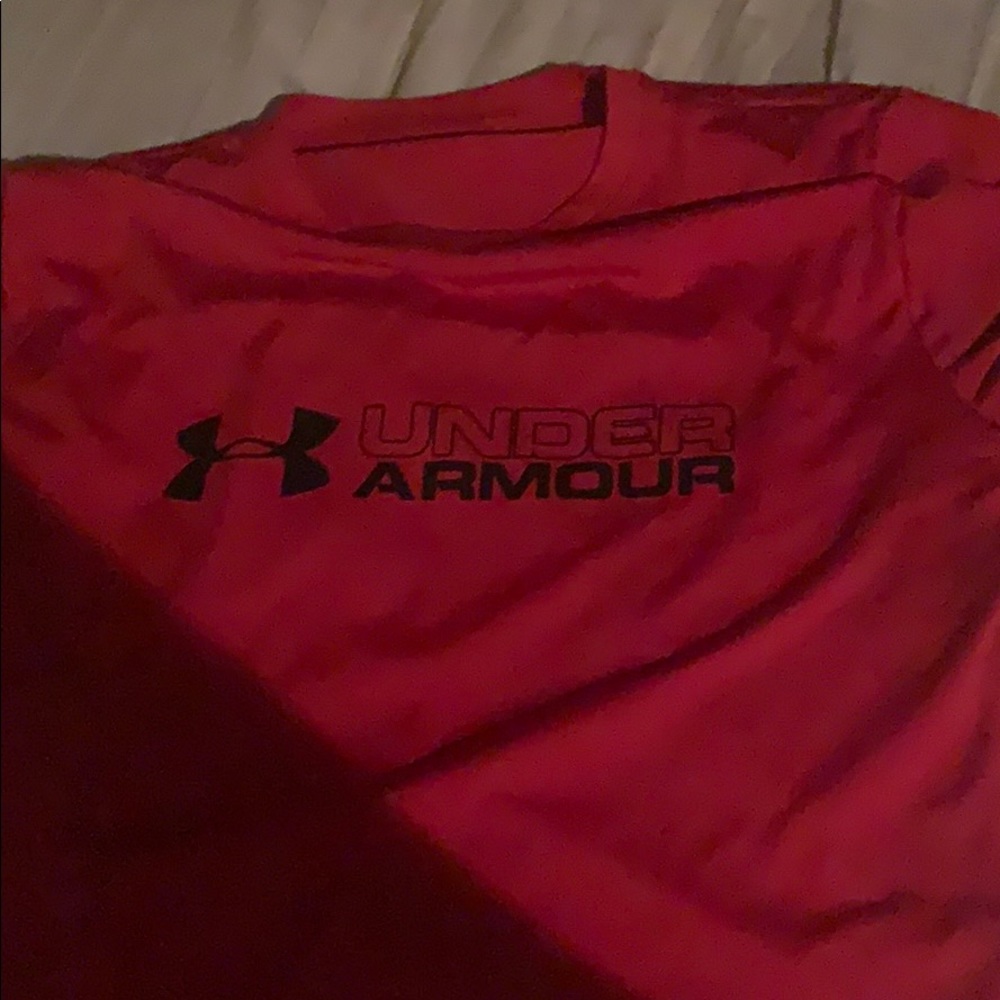 Brand new under armor t shirt